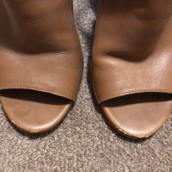 Tan Brown Open-Toed Booties / Heels - Picture 4 of 4